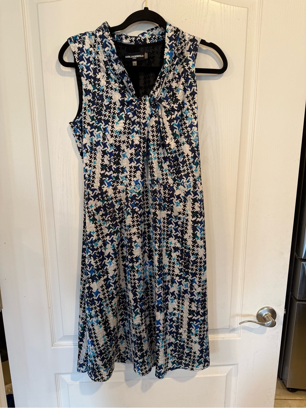 Karl Lagerfeld fit-and-flare midi dress blue black white geo houndstooth size 8